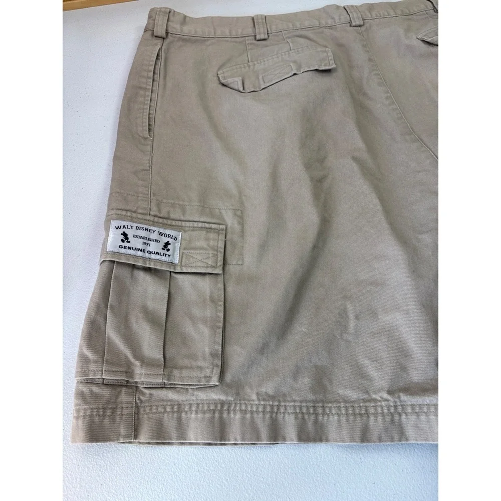 VINTAGE WALT DISNEY WORLD Mens Cargo Short Dad 90s Y2K Khaki 42 2XL Cotton Baggy